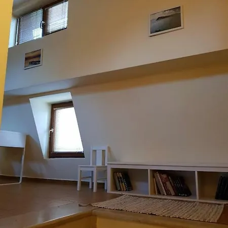Top Center Maisonette By Maritza River 아파트 *