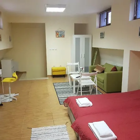 Top Center Maisonette By Maritza River 아파트 플로브디프